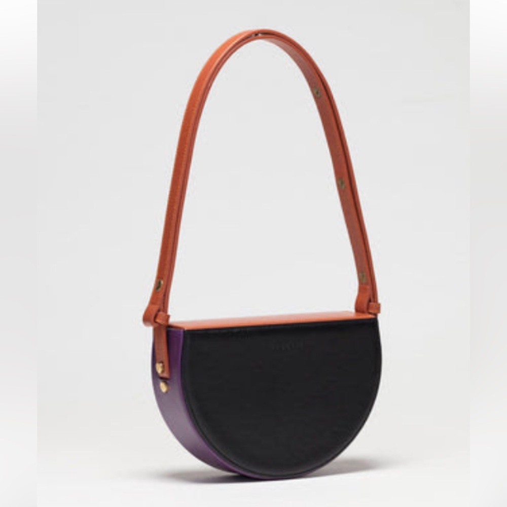Audette Nuit Adjustable Leather Crossbody or Shoulder Bag